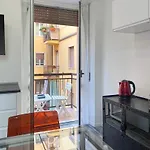 The Nomad\'S Nest - Near Central Station And Corso Buenos Aires